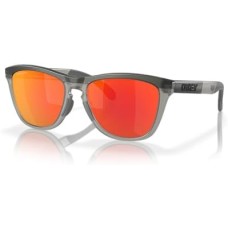 Oakley Солнцезащитные очки Frogskins Range Oo9284a с низким мостом, материал BiO-Matter, линзы с 100% защитой от УФ-лучей Серый (Matte Grey Smoke/Grey in/Prizm Ruby)